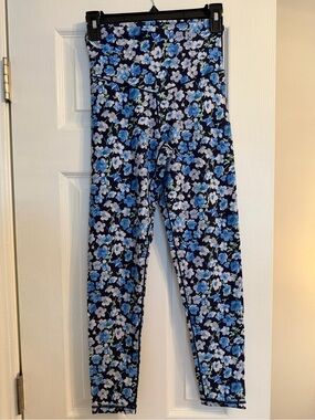 aerie Navy Floral Active Leggings